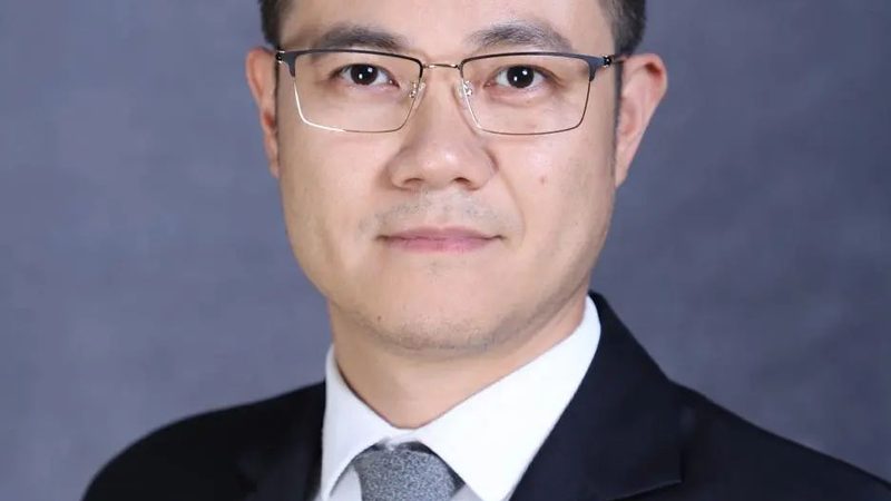 PCB打样加急服务费用通常由以下几个关键要素构成：